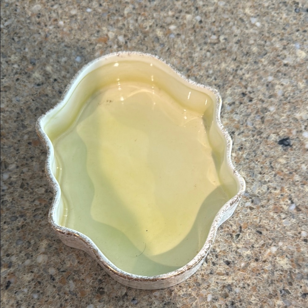 Elegant Cream Ceramic Dish